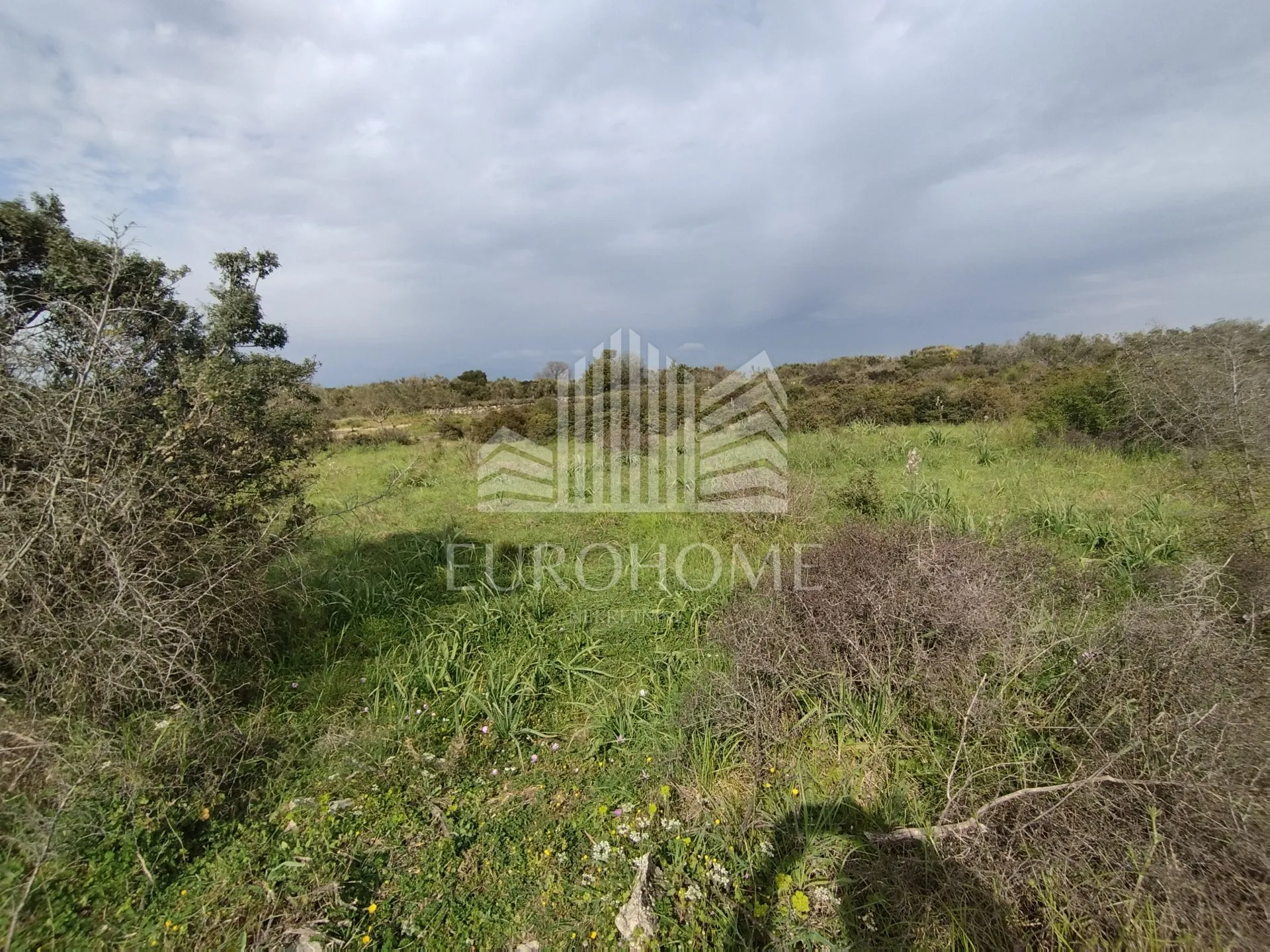 ploča-crno, građevinsko zemljište, 200€/m2, 1515 m2 - slika 3