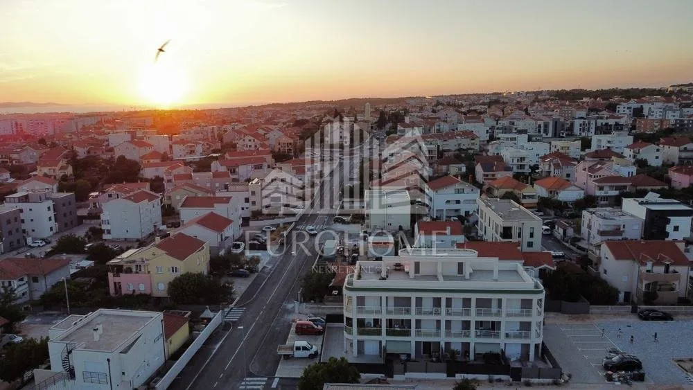 zadar, višnjik- trosoban stan na 2. katu 121 m2 - slika 12