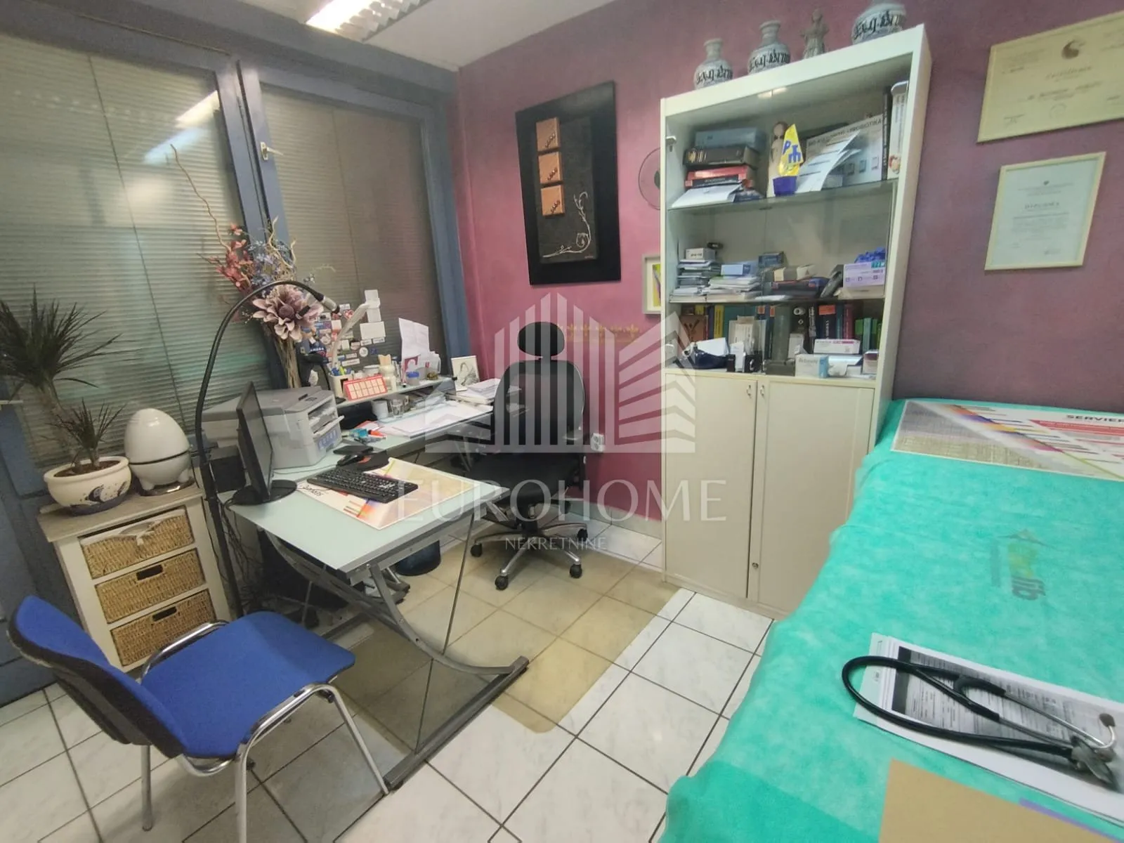 zadar prodaje se uhodana medicinska ordinacija - slika 15