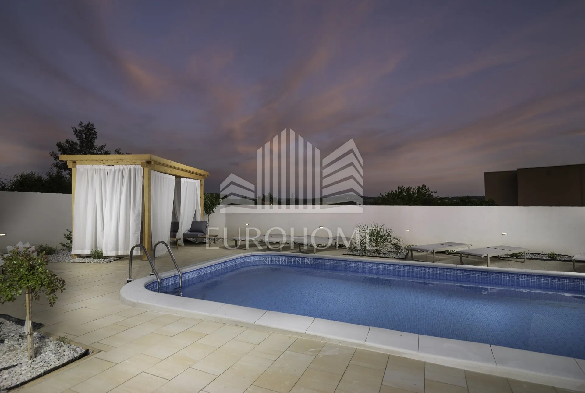 prilika! villa s bazenom 280m2, posedarje - slika 31