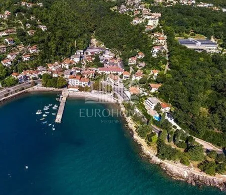 ika – 50 m², 80 m od mora + terasa i parking - slika 18