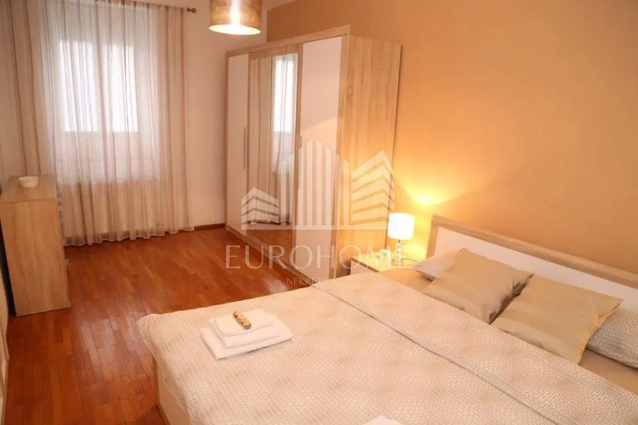donji grad, dalmatinska, dvosoban stan, 55 m2 - slika 2