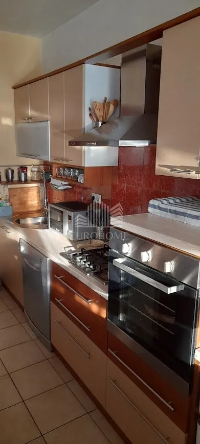 kuća 7s, 287 m2 - obiteljska idila u bijeniku, predivan pogled - slika 10