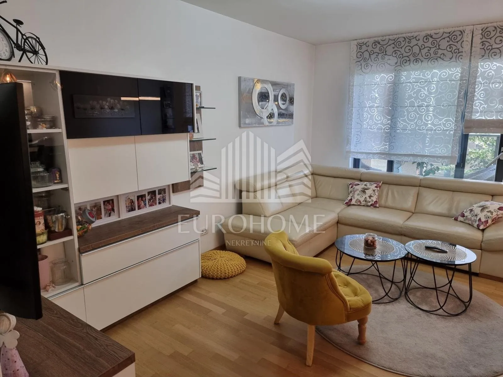 Luksuzno opremljen stan 128m2 u centru - Zagreb