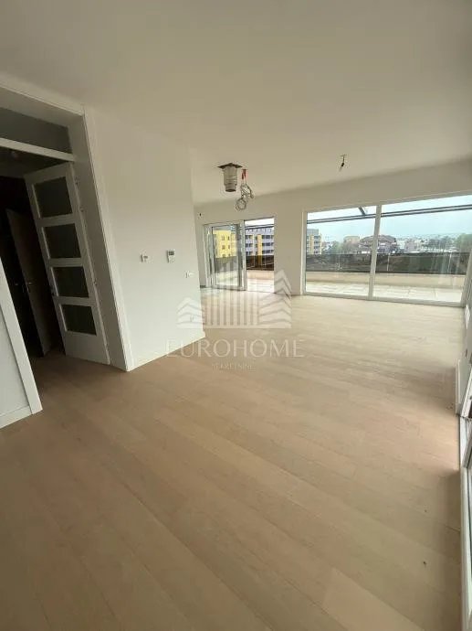 penthouse 155 m² s privatnim ulazom liftom - slika 5