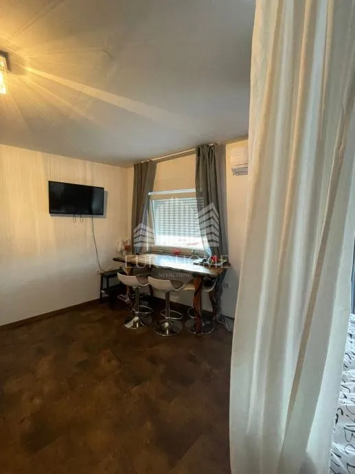 garsonijera u novogradnji s parkingom, bijenik, 28 m2 - 3500€/m2 - slika 7