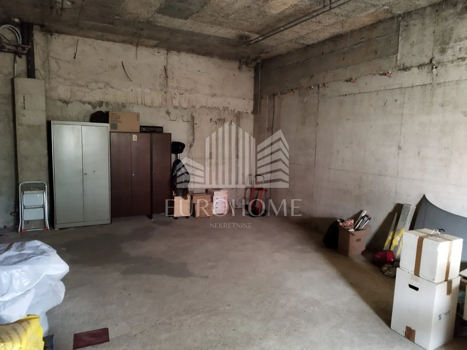 poslovni prostor roh-bau 53,40 m2,1300€/m2 malešnica - slika 4