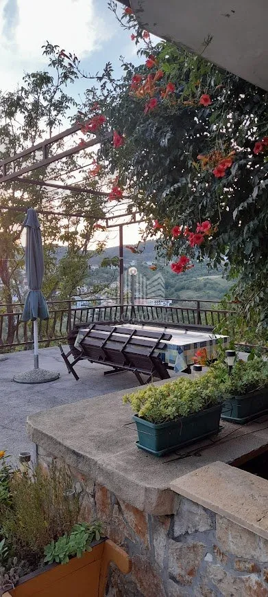 kuća 7s, 287 m2 - obiteljska idila u bijeniku, predivan pogled - slika 20