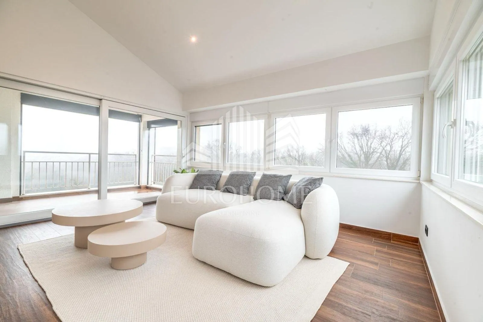 Ekskluzivan dvoetažni penthouse 215 m2 Srebrnjak - Zagreb