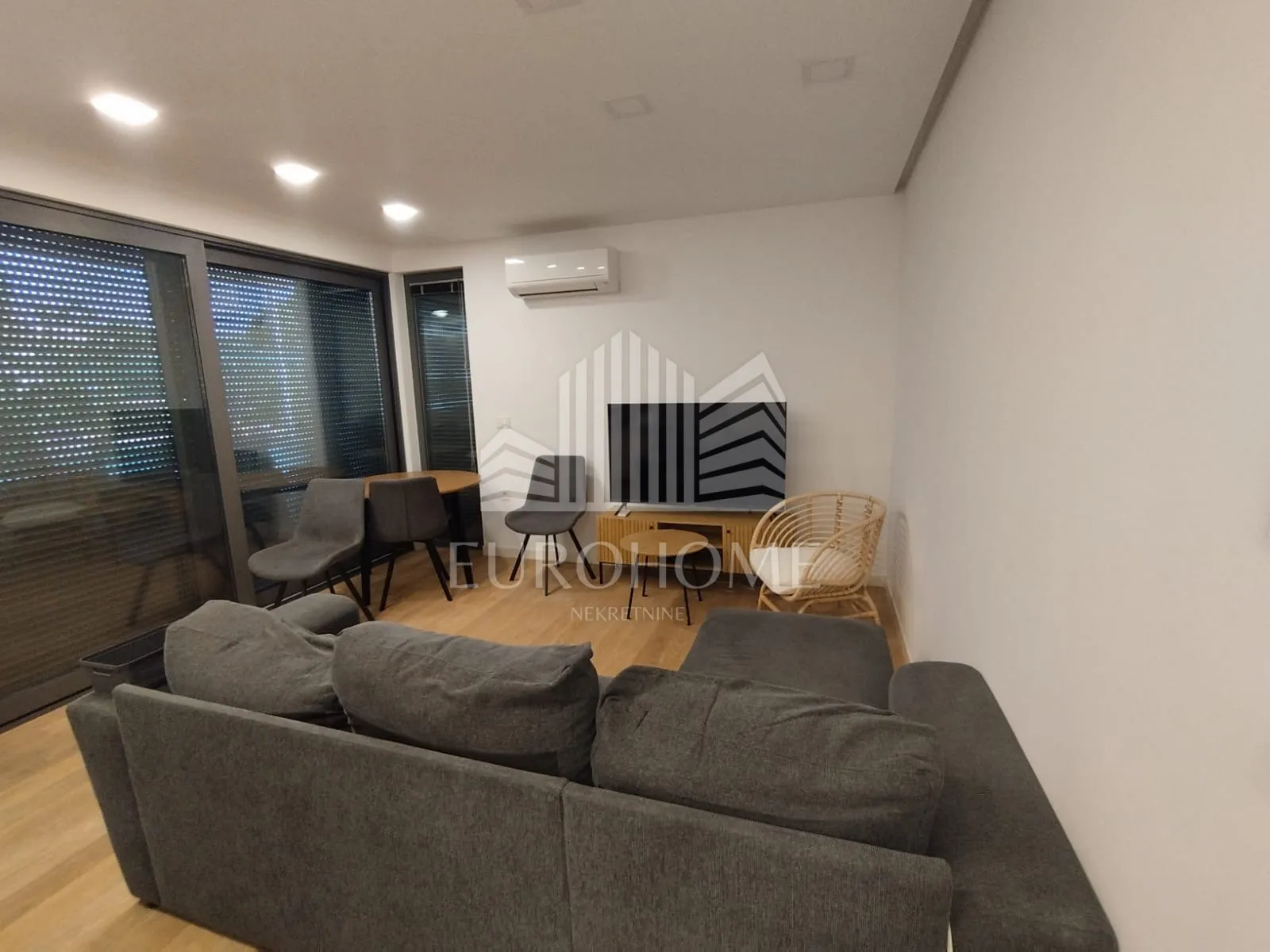 borik, zadar, dugoročan najam dvosoban stan u prizemlju, 70m2 - slika 12