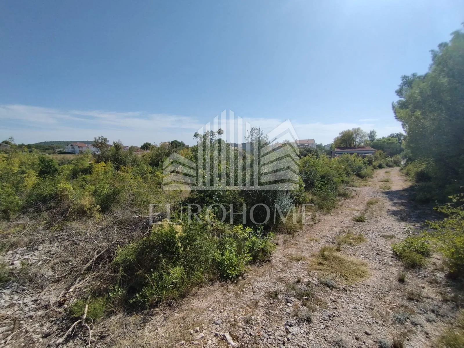 pirovac atraktivno građevinsko zemljište 110€m2 - slika 6