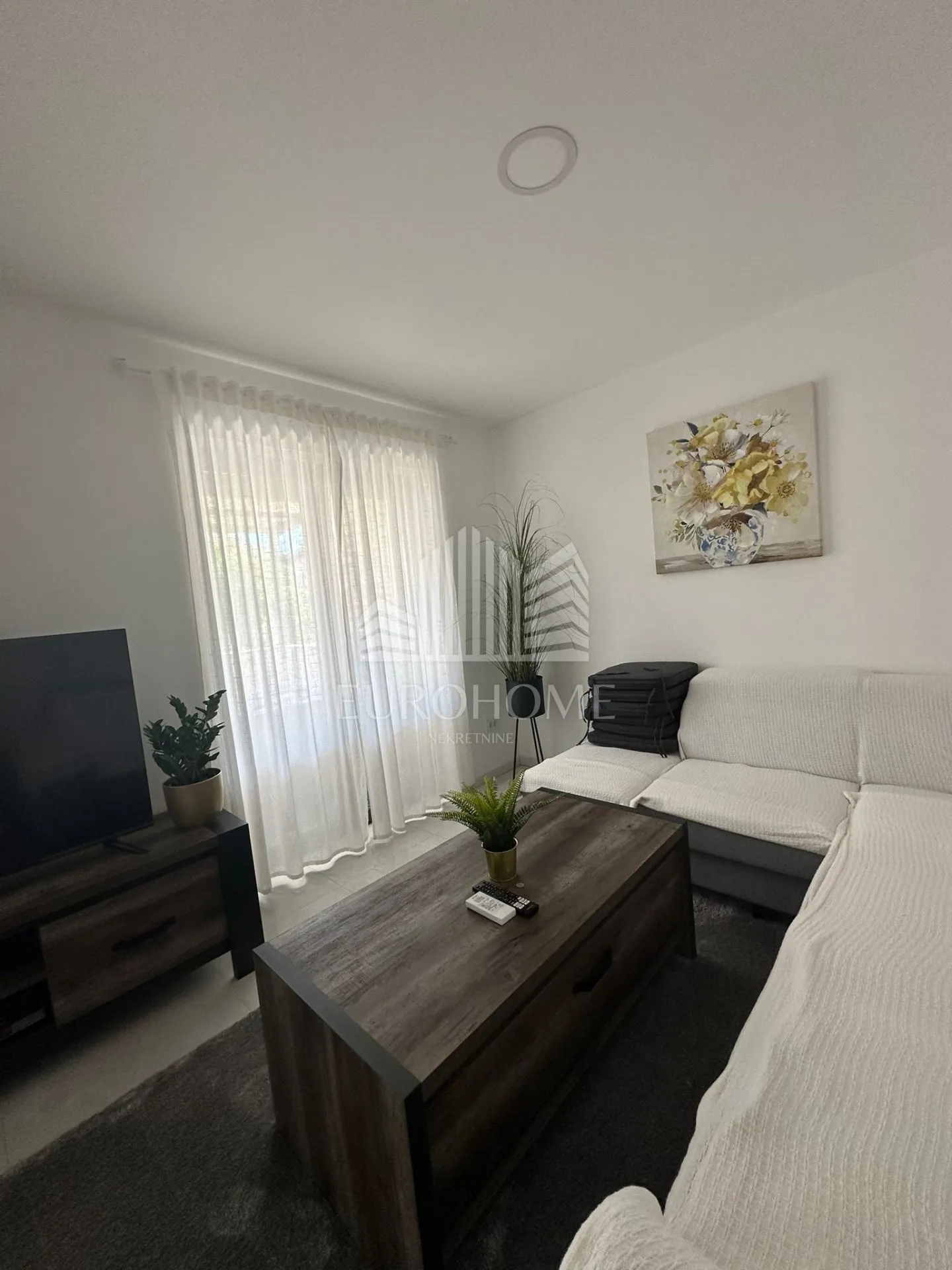 šibenik-vodice luksuzan kompletno namješten stan142.418m2 - slika 37