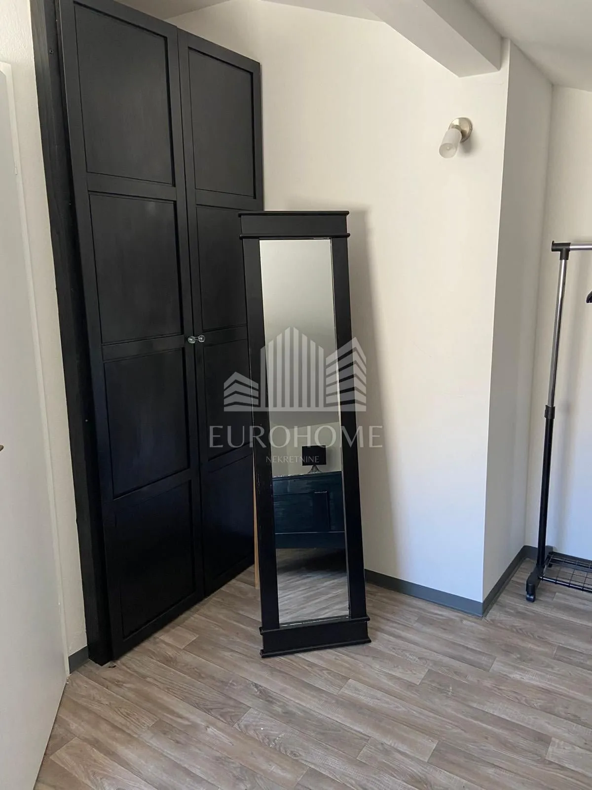 tkon,dvosoban apartman 66m2+pm, 100 m od mora,pogled - slika 13