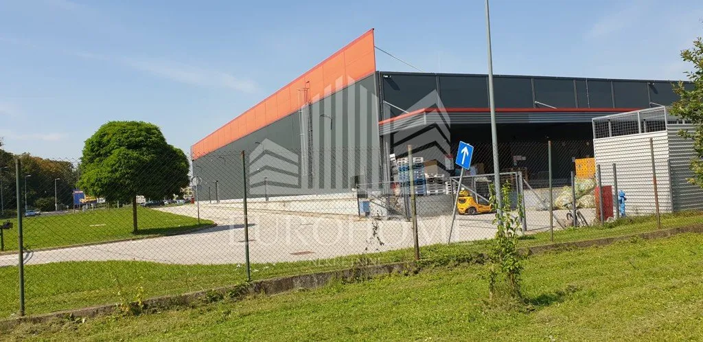 Građevinsko zemljište 10020 m2, atraktivna lokacija - Zagreb