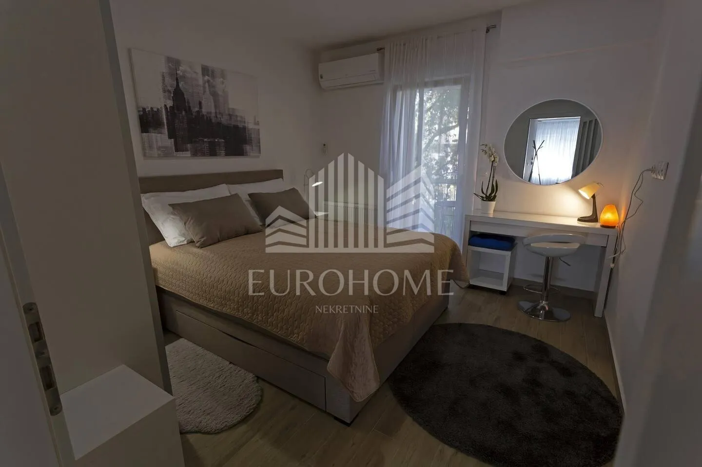 vrhunski apartman 49 m², superhost, odlična investicija, kvaternikov trg - slika 10