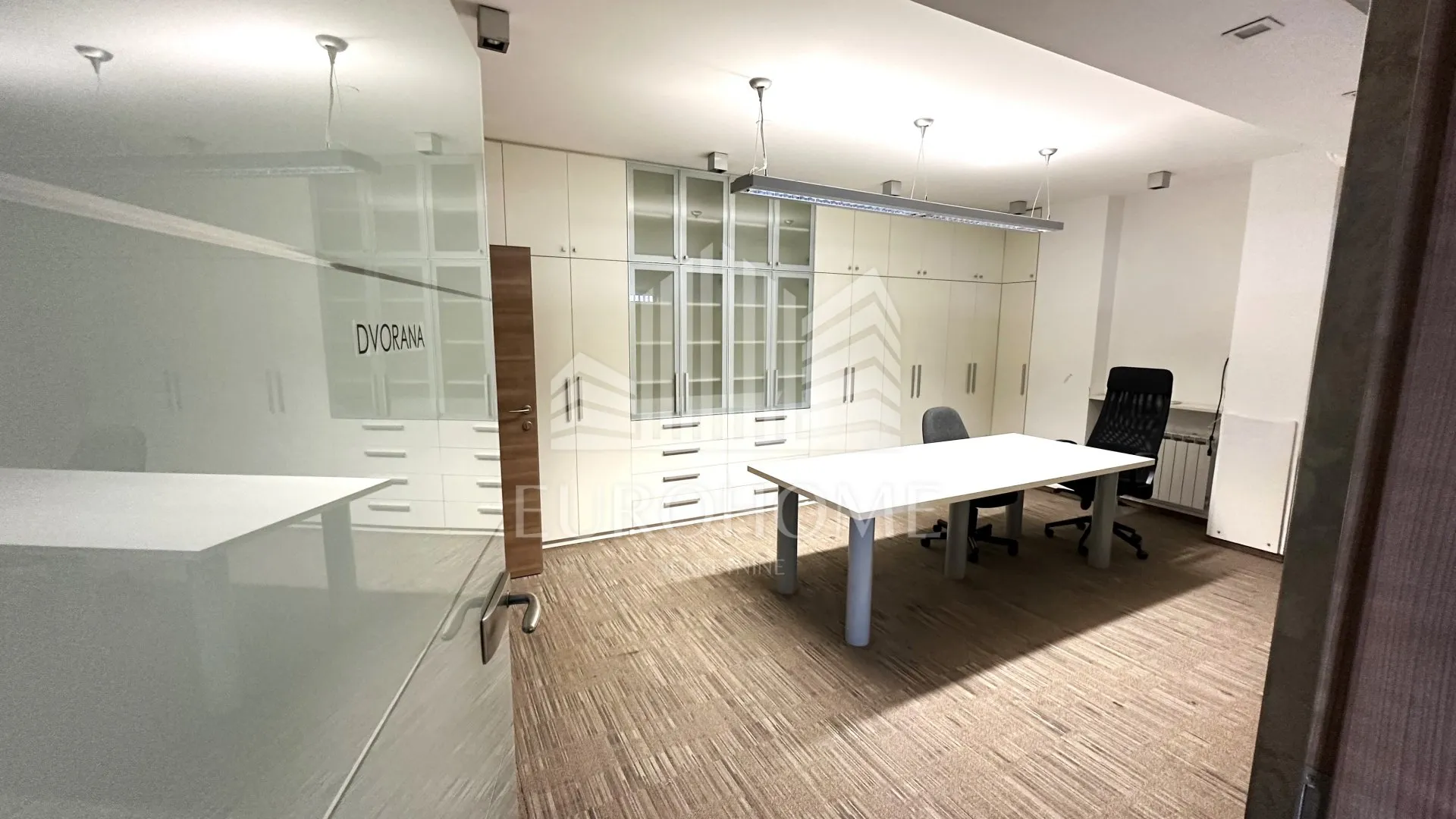 sniženo!!atraktivan poslovni prostor 311,44 m2,jaruščica - slika 4