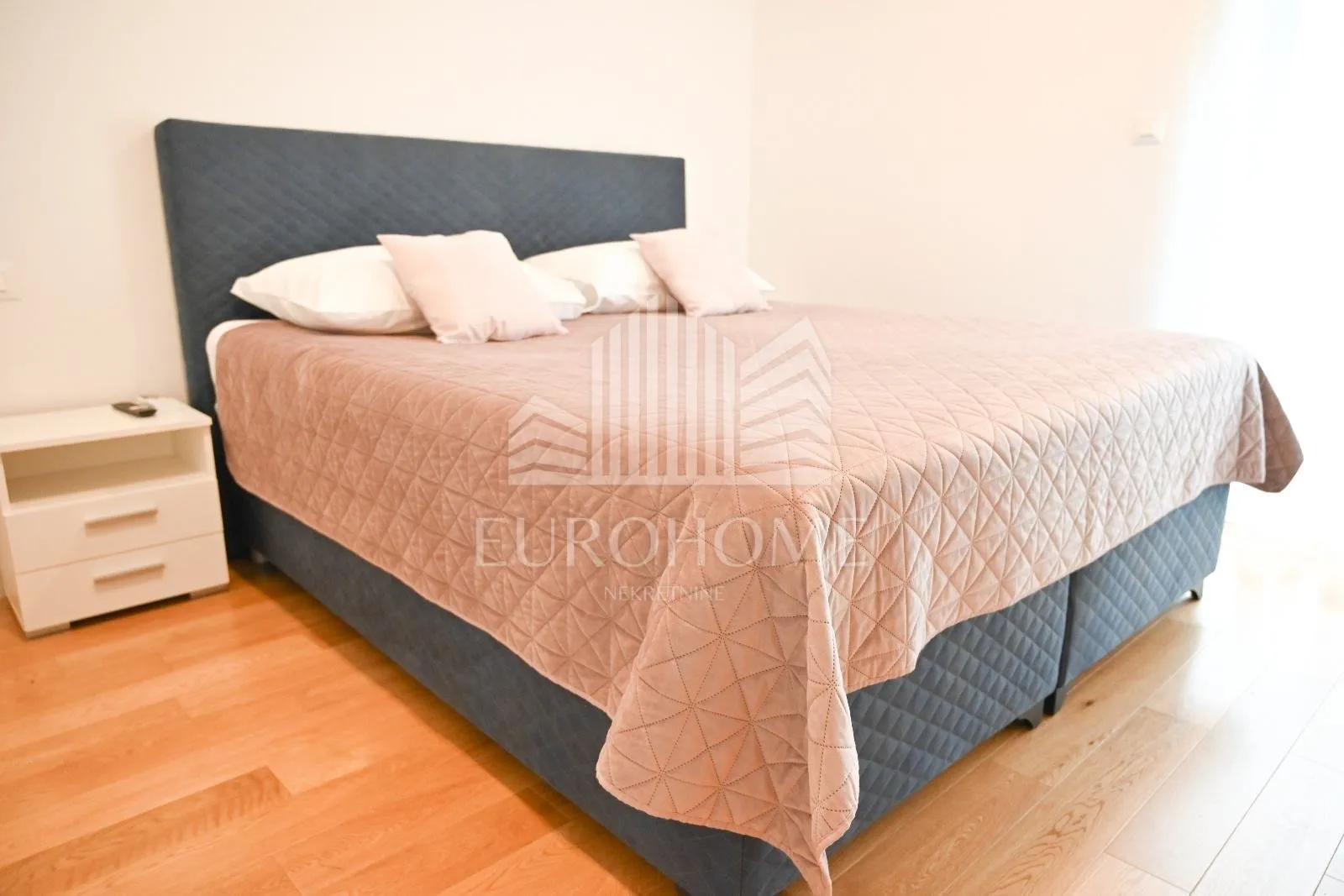 split, podstrana, strožnac, luksuzan dvosoban stan, 96m2 - slika 18
