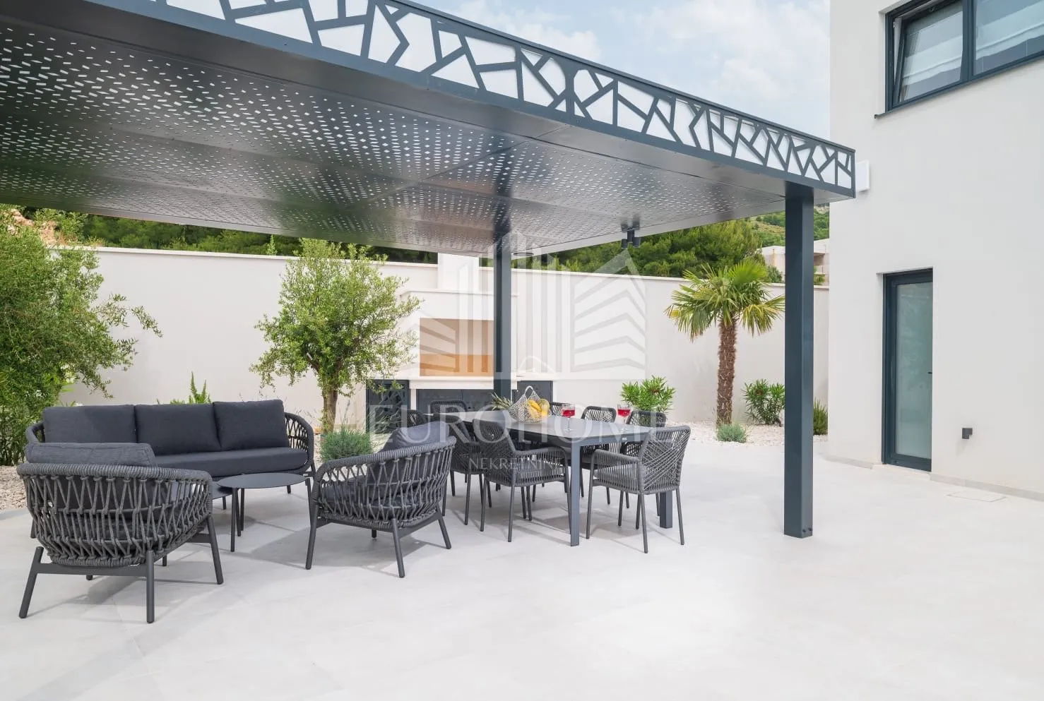 split, podstrana, urbana villa 300m od mora - slika 43