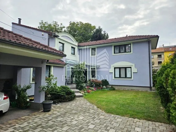 samostojeća kuća 250 m²,blizu kvaternikovog trga - slika 1