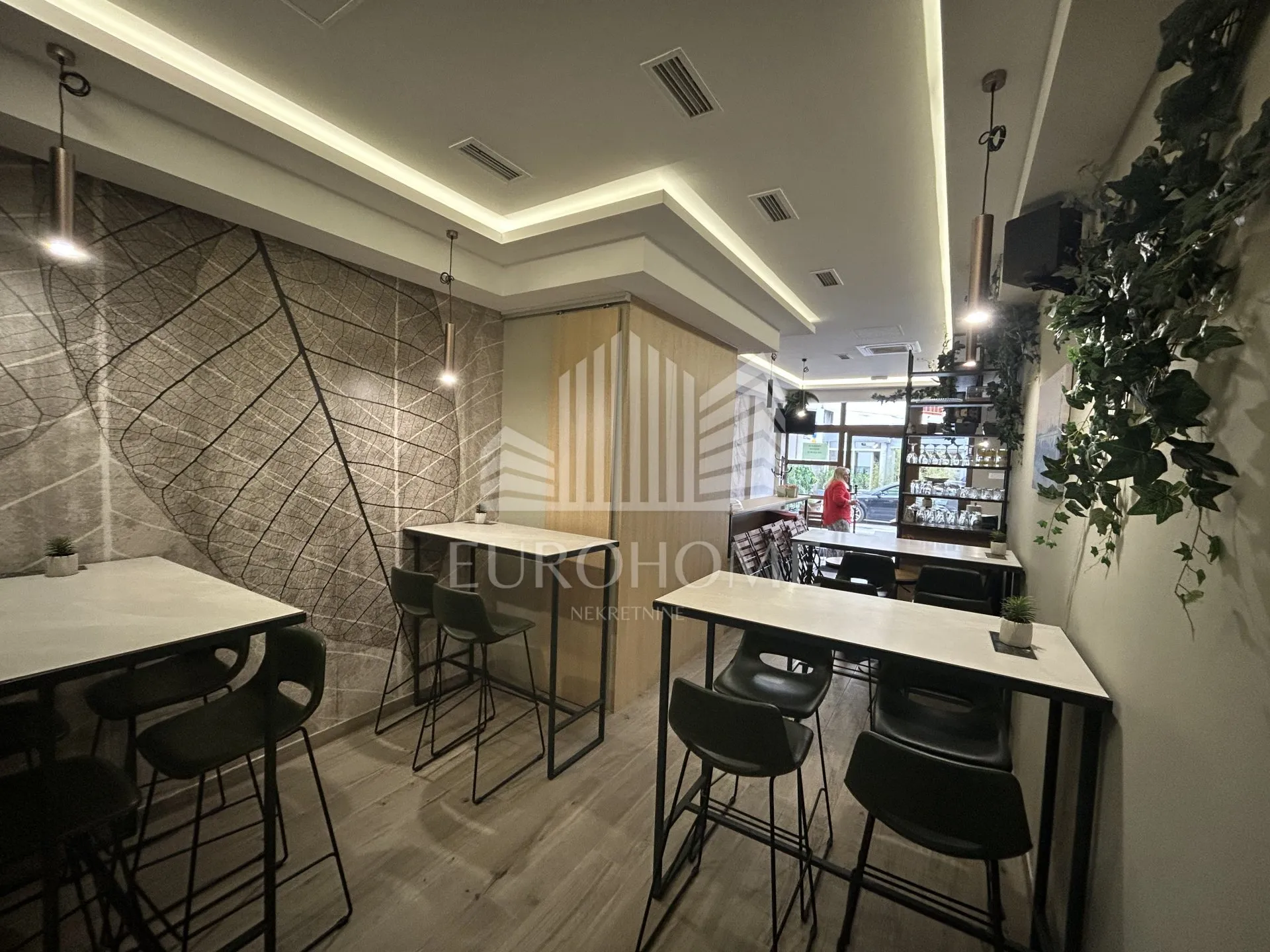 renoviran i opremljen poslovni prostor od 70m² u centru zagreba - slika 9