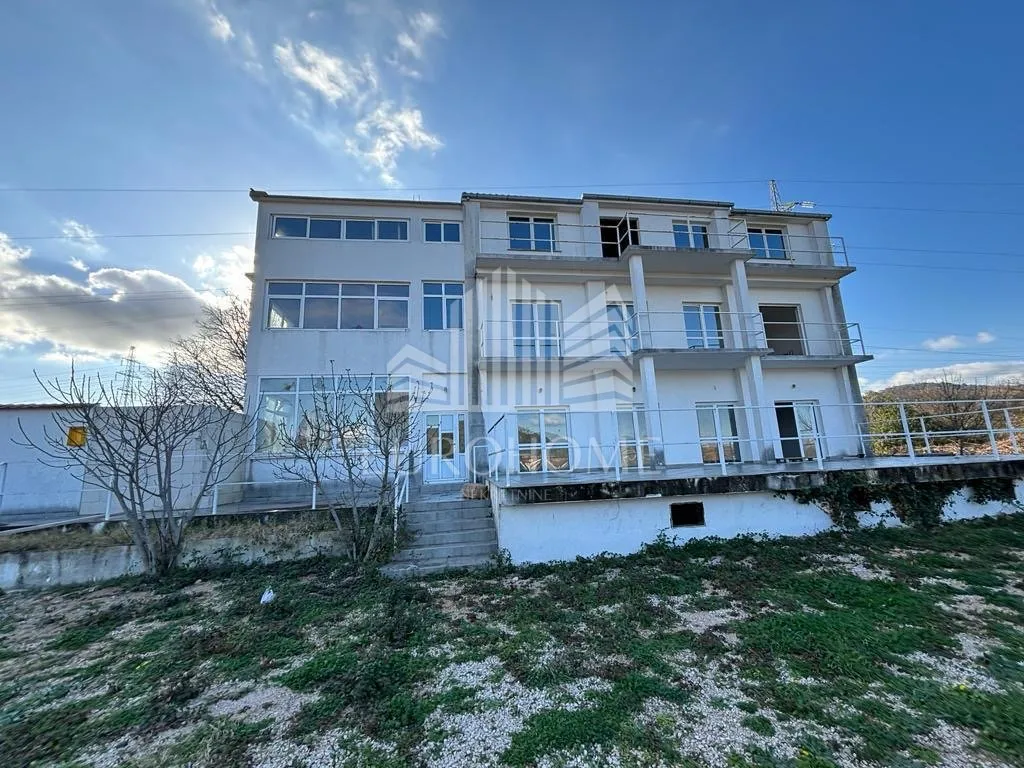 ŠIBENIK, Stambeno-poslovna zgrada turističke namjene, Hotel - Stubalj, Bilice