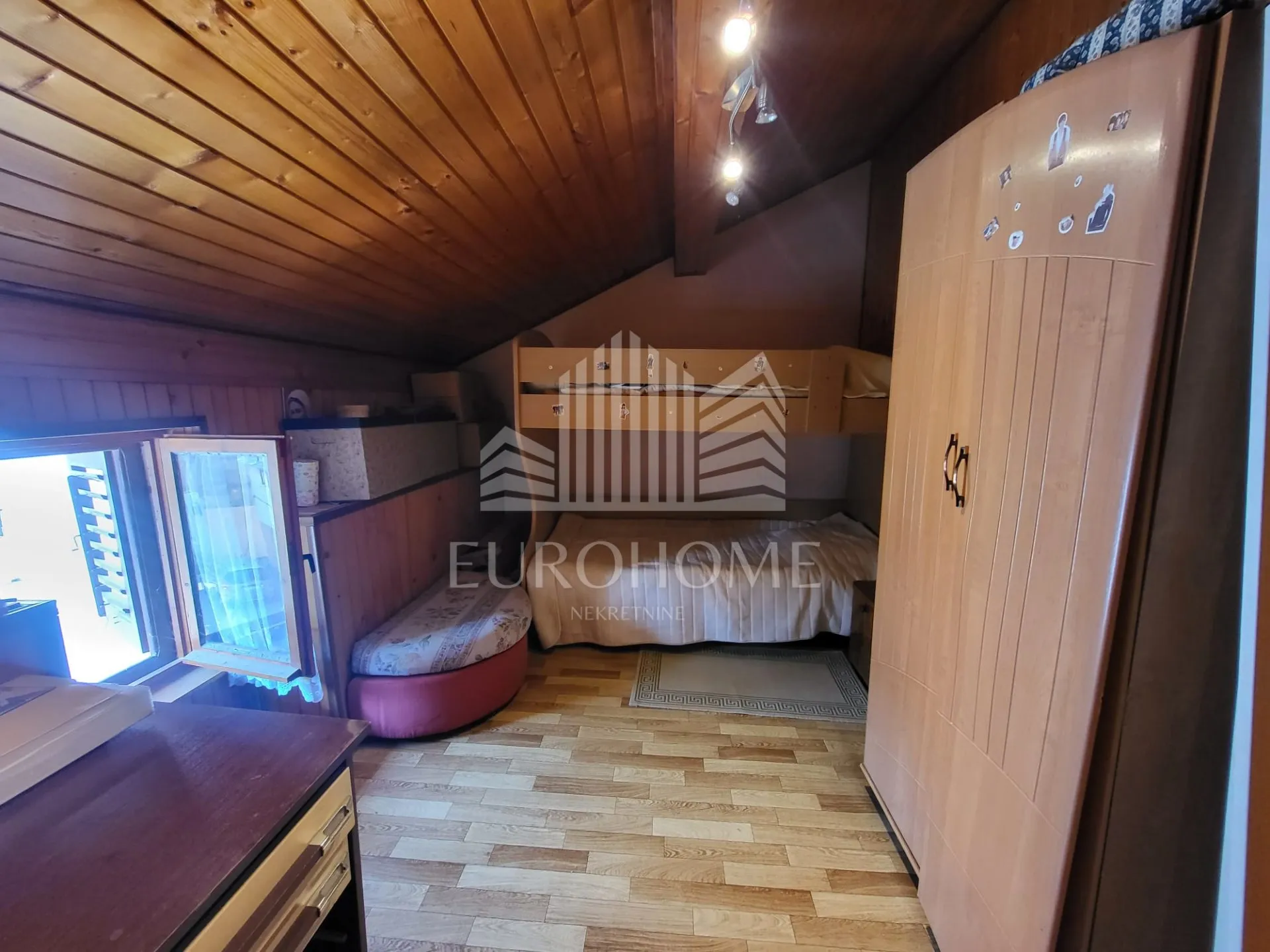 voštarnica, dvoetažni stan u centru! (88,69 m2) - slika 10