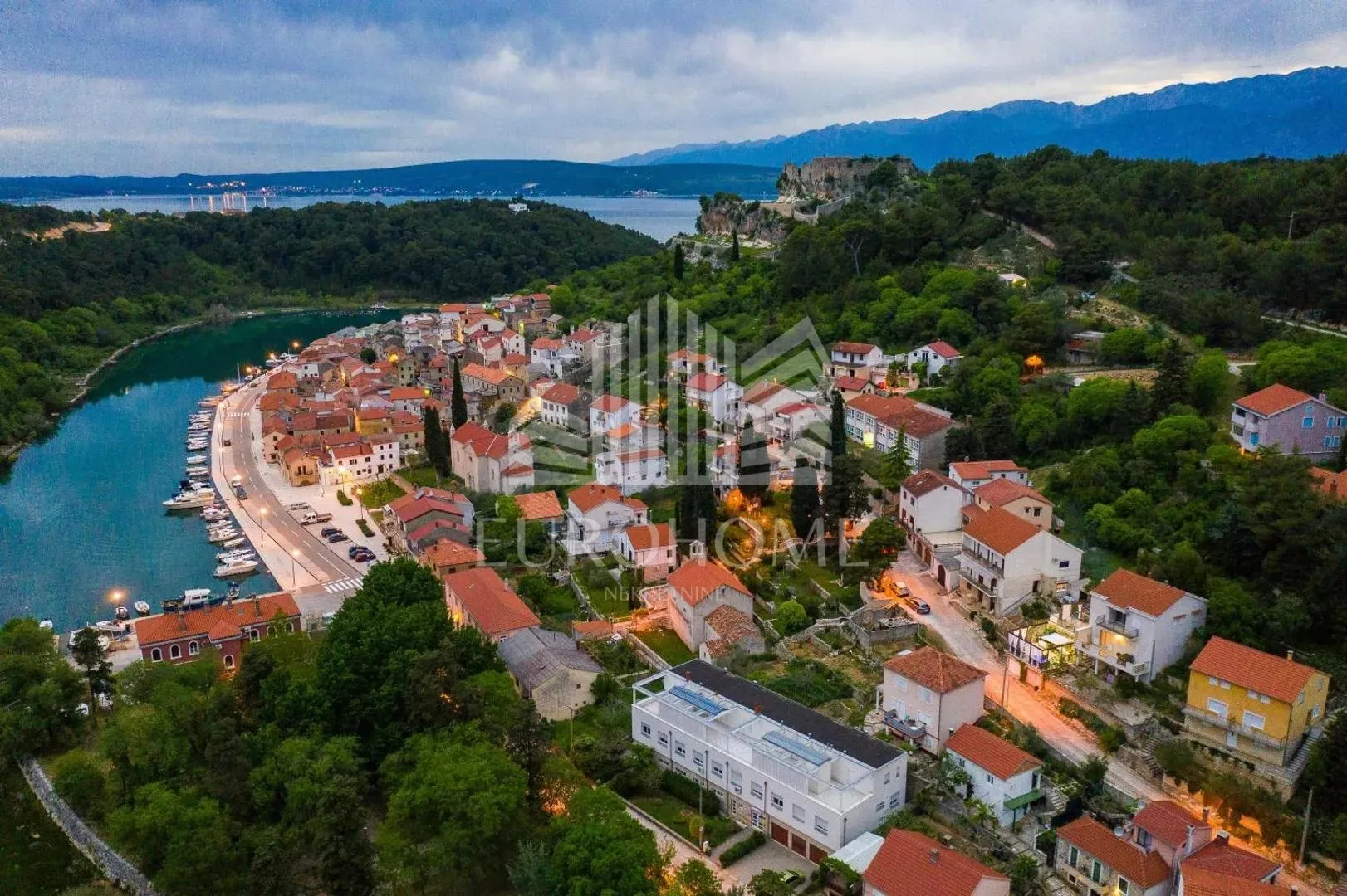 zadar, novigrad, traditional vlla for longtermn rent - slika 22