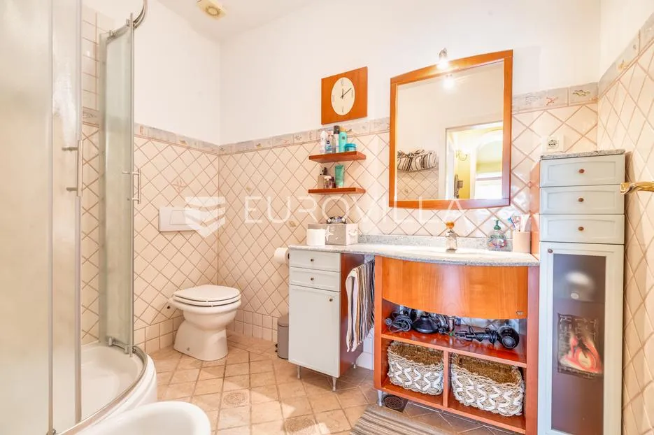 zagreb, pantovčak, vale vouka, četverosoban stan 163 m² garaža vanjsko parkirno mjesto - slika 12