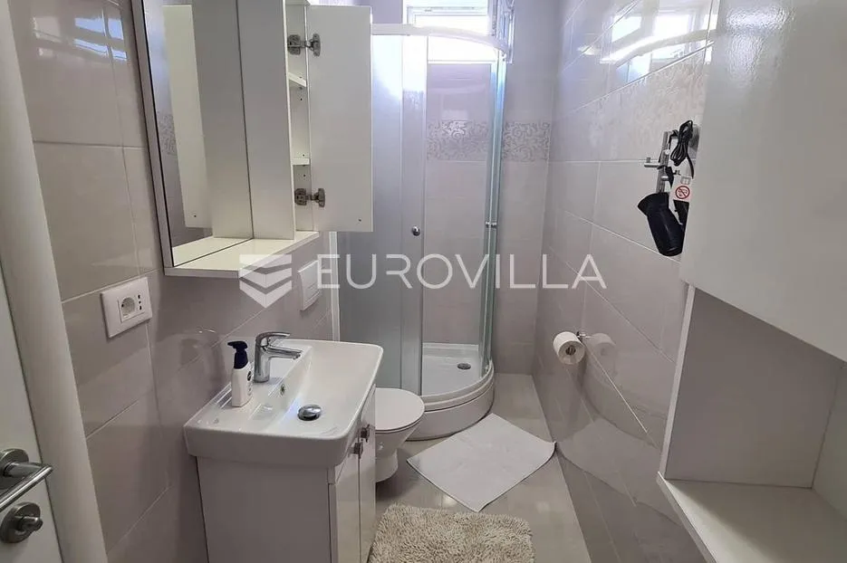 crikvenica, dramalj, prekrasna kuća sa 5 apartmana u blizini mora - slika 42