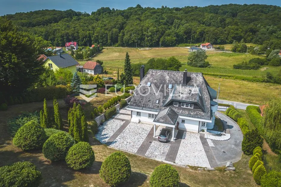 donja pušća, jedinstvena obiteljska villa, parcela 5000 m² - slika 36