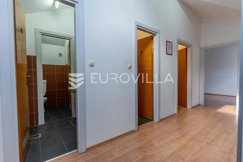 požega, mesnička, moderni poslovni uredi 180 m² - slika 12
