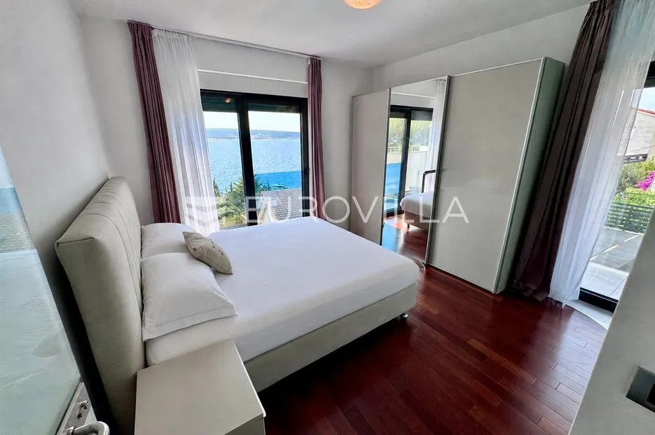crikvenica, ekskluzivan trosoban stan 102,61 m², samo 50 m do mora, pogled na more - slika 16