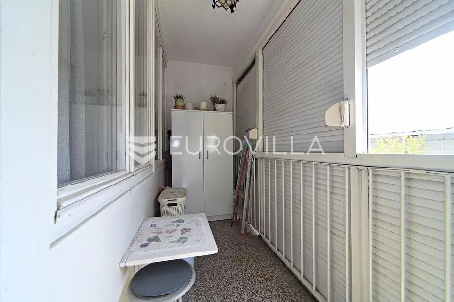 osijek, gornji grad, prodaje se trosoban stan površine 71 m² - slika 8