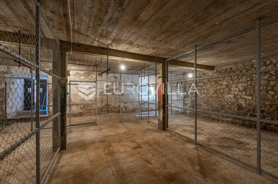 stari grad dubrovnik, najam, skladište na odličnoj poziciji - slika 9