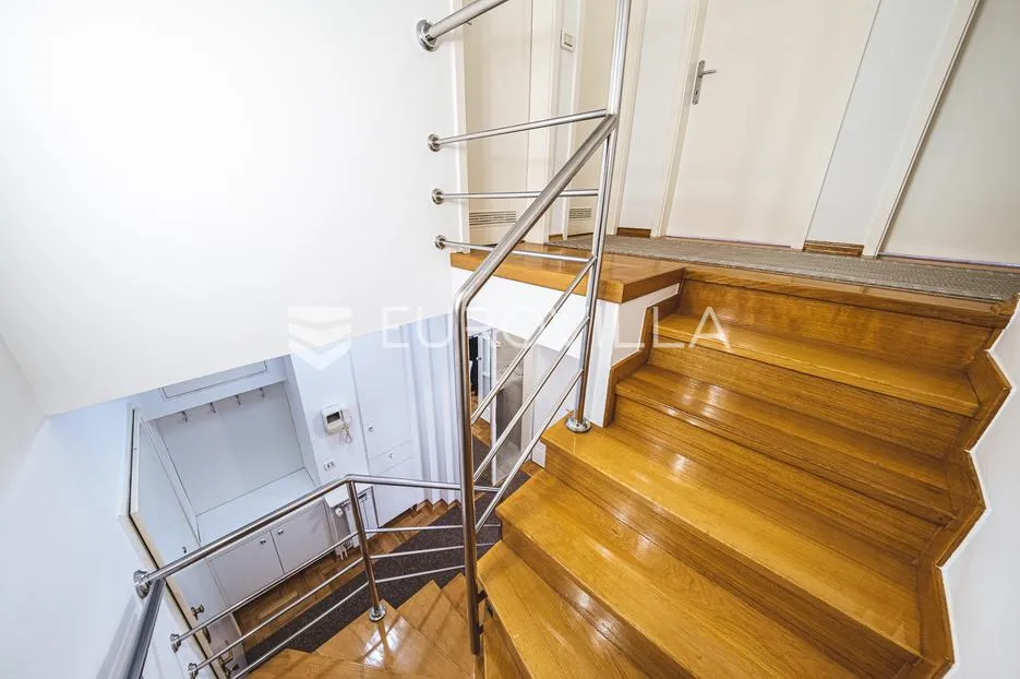 zagreb, trešnjevka, uređen četverosoban stan nkp 122, 35 m2 - slika 7
