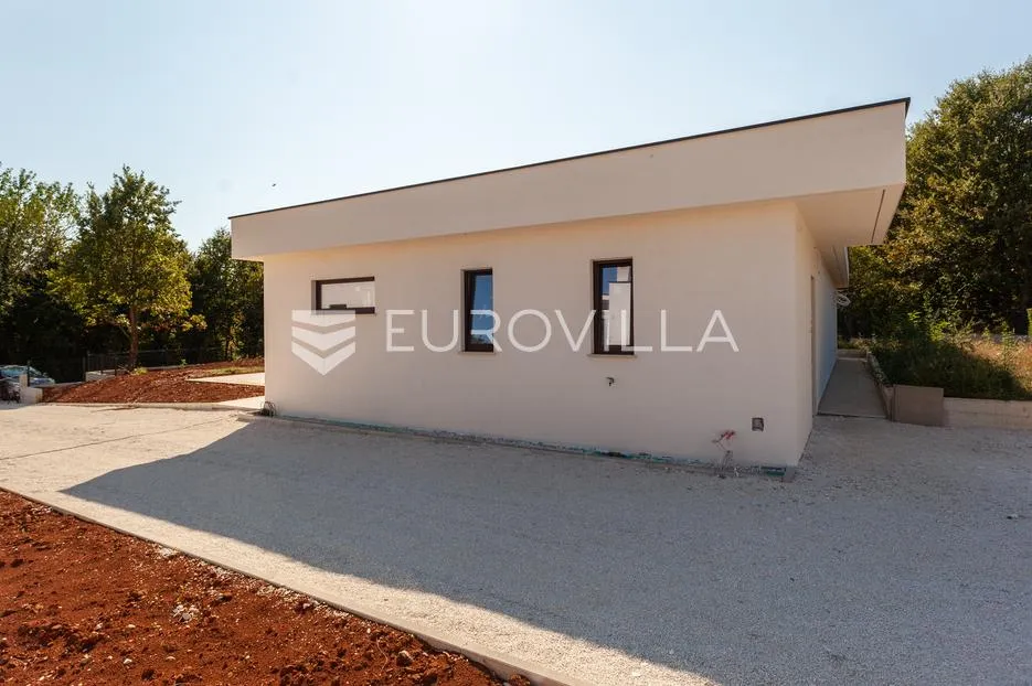 istra, labin, samostojeća vila s bazenom mirna lokacija - slika 6