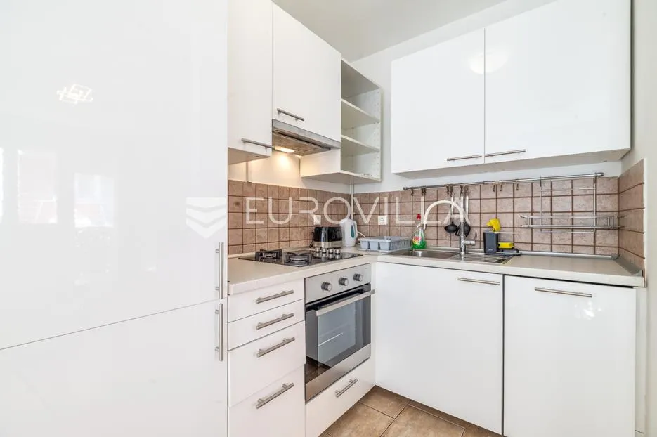zagreb, gračani, odličan dvosoban stan nkp 50 m2 + vpm - slika 4