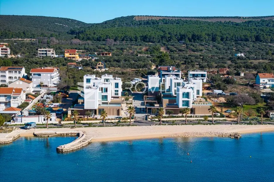turanj, vile turris, prekrasan četverosoban dvoetažan stan - slika 9