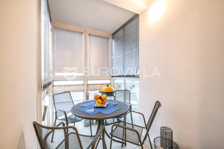 zagreb, trnje, prekrasan trosoban stan, dva garažna parking mjesta 92 m² - slika 4