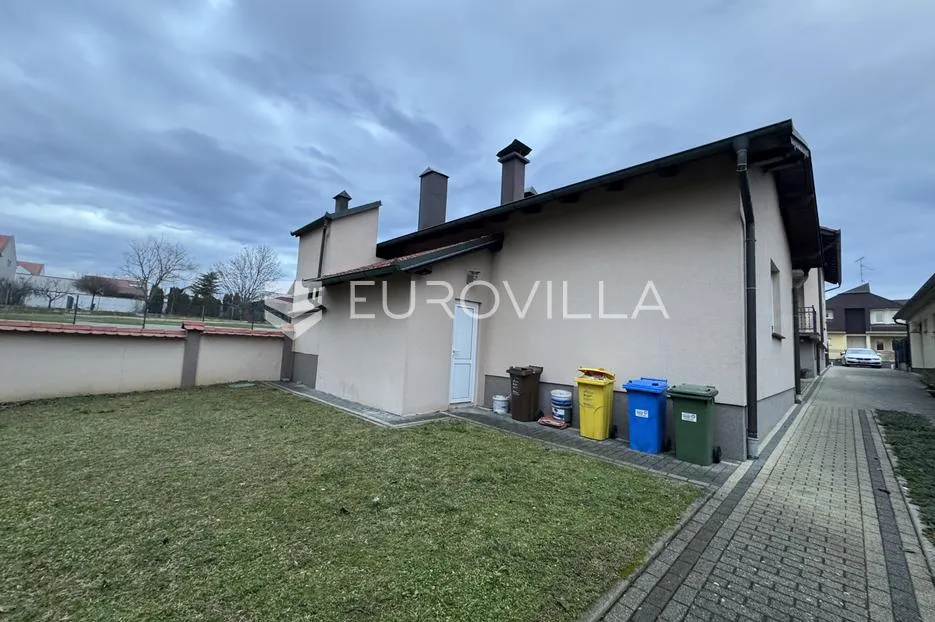 đakovo, centar, luksuzna kuća 470 m2 na izuzetnoj lokaciji - slika 57