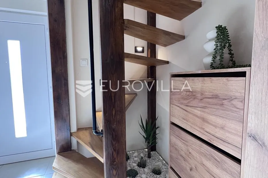 istra, kanfanar, potpuno renovirane dvije kamene kuće, useljive odmah, 130 m² - slika 8