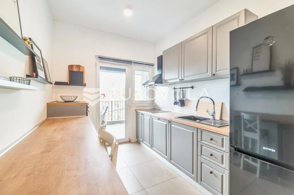 vrbani, novouređen dvosoban stan 65 m² - slika 3