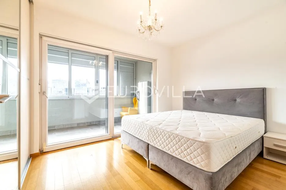 zagreb, zaharova ulica komforan trosoban stan 85 m² i garažno mjesto - slika 5