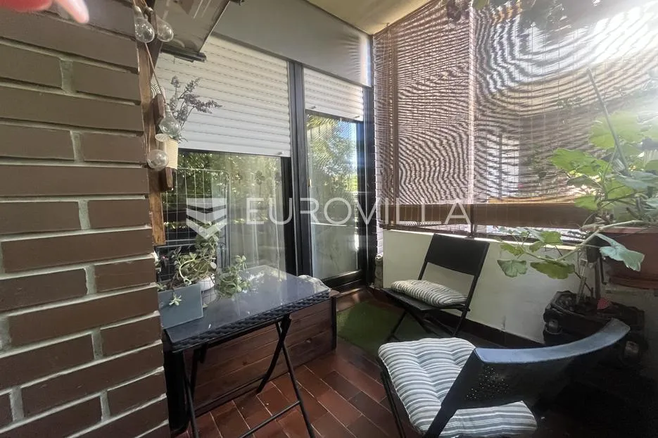 slavonski brod, naselje slavonija stan 82 m² prvi kat - slika 14