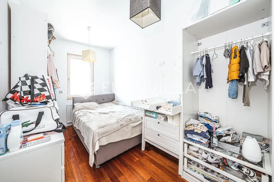 zagreb, zelengaj, trosoban stan, 94 m² s loggiom i 2 parking mjesta - slika 7