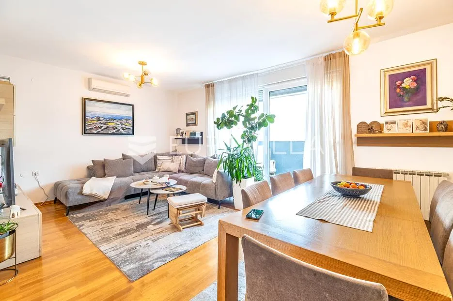 zagreb, špansko, predivan četverosoban dvoetažan stan površine 125,77 m² - slika 2
