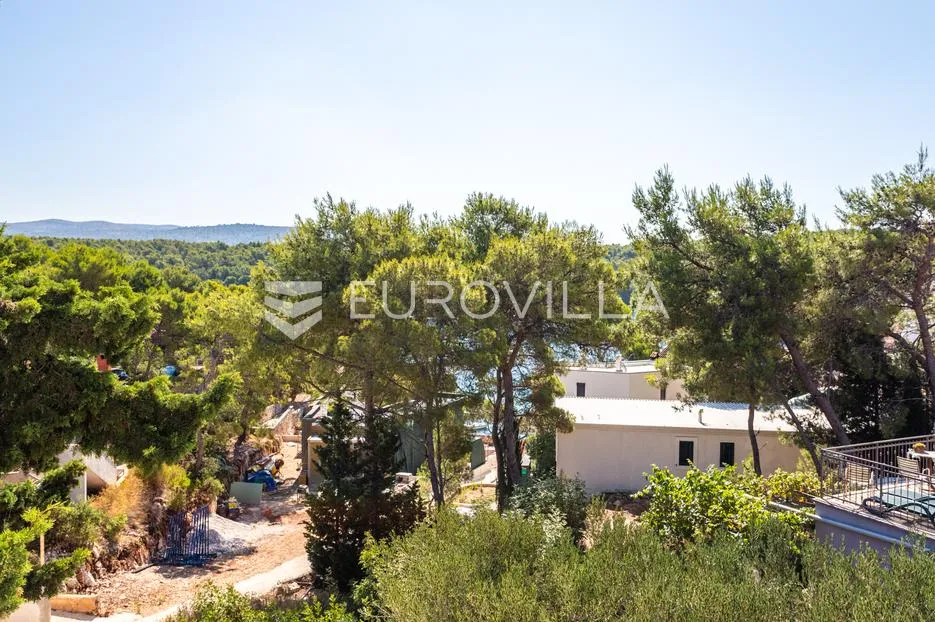 brač, milna, samostojeća kuća s četiri apartmana - slika 6