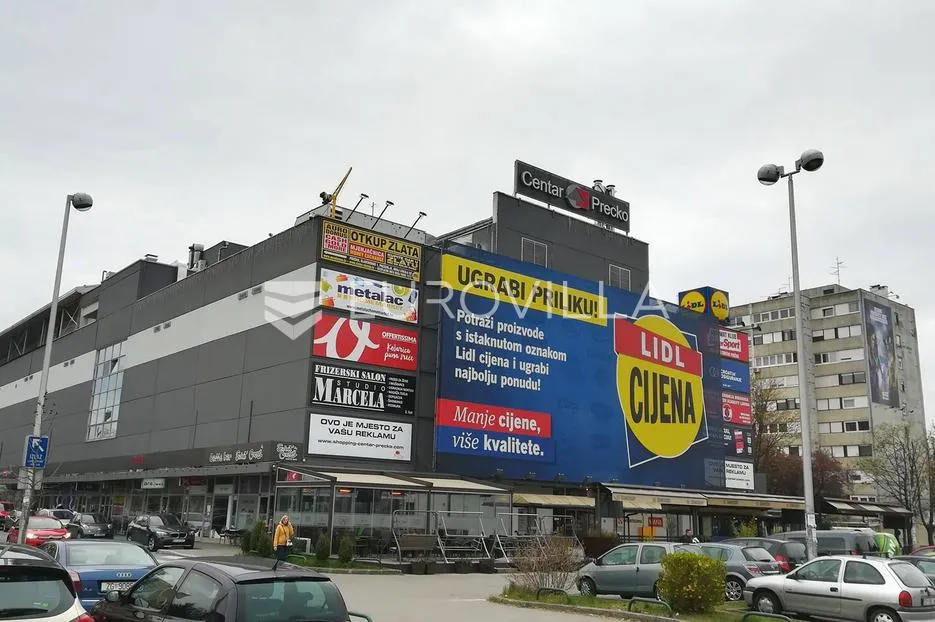 zagreb, prečko ulični lokal 50 m2 - slika 2
