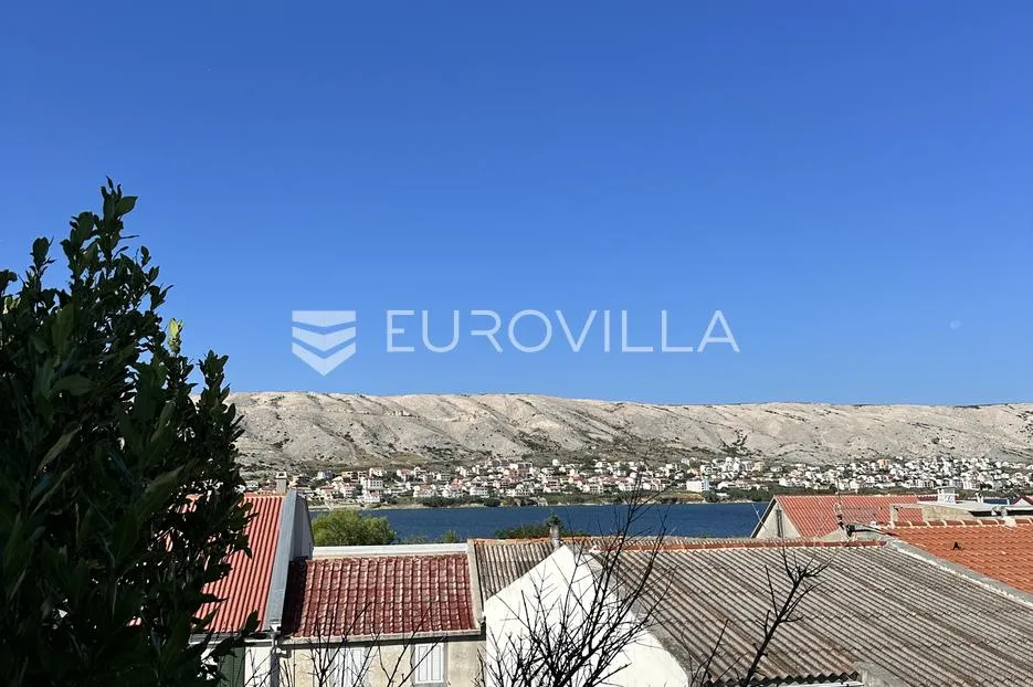 zadar, pag, prekrasna kuća u samom centru paga s terasom, vrtom i konobom - slika 14