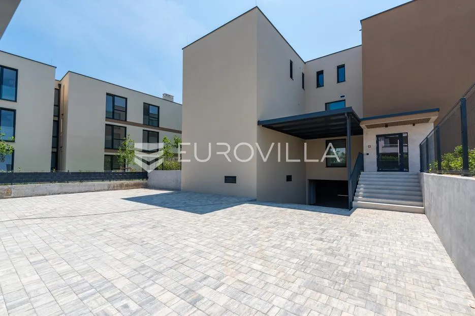istra, novigrad, stan s 2 spavaće sobe na 1. katu 98 m² parkirno mjesto - slika 35